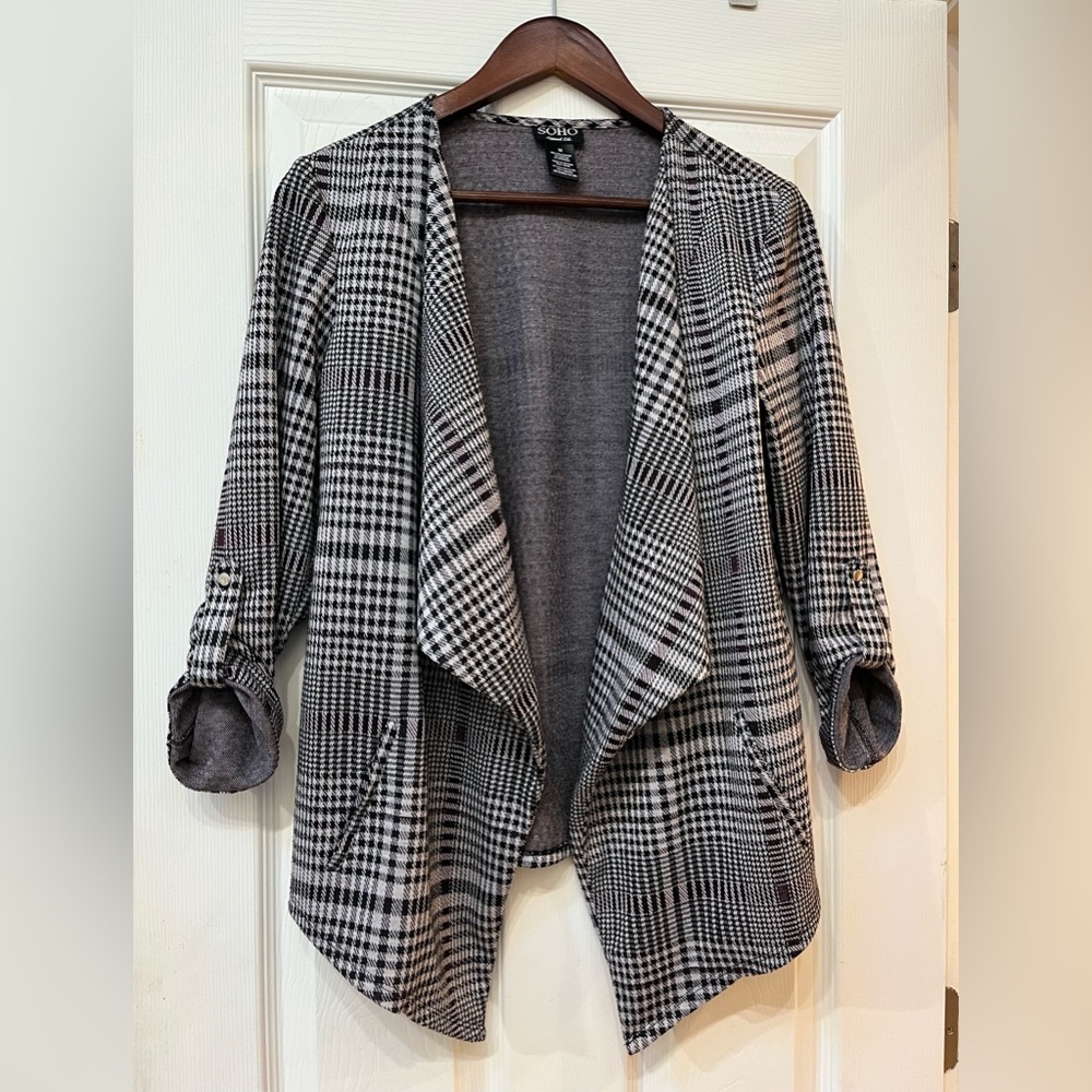 Soho Apparel Gray Plaid Jacket with Adjustable Sleeves Size Medium